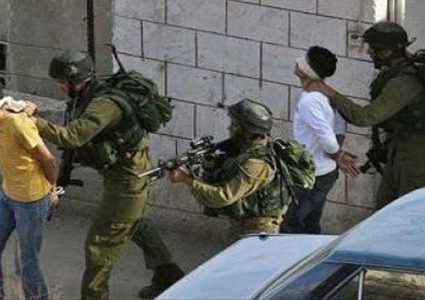 الاحتلال الاسرائيلي يعتقل مواطنين من بيت لحم