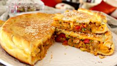 فطيرة اللحم المحشوة بالخضر