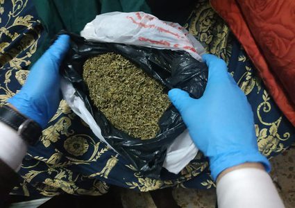 ضبط مواد مخدِّرة بمنزل أحد تجار المخدرات في رام الله
