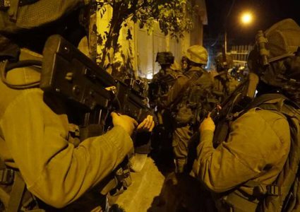 حملة اعتقالات ومداهمات في الضفة