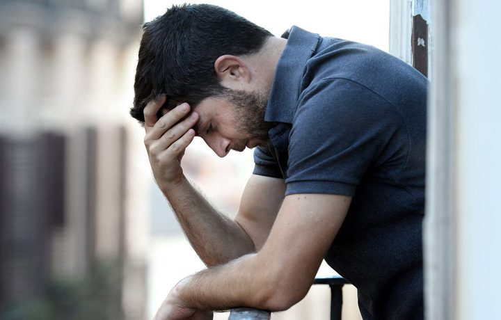 بينها الغدة الدرقية وداء لايم.. أمراض تُشخص خطأ كاكتئاب وقلق