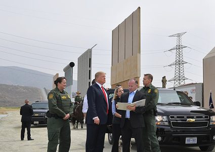 الكونغرس يرفض تمويل الجدار الحدودي مع المكسيك