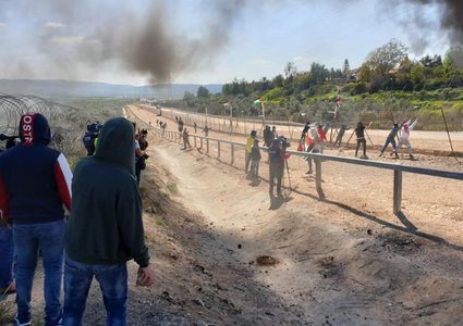 الاحتلال يقمع مسيرة قرية بيت سيرا غرب رام الله