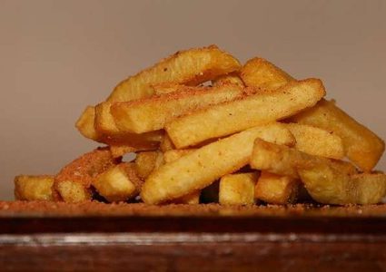 اكتشاف مادة "مسرطنة" في البطاطس المقلية