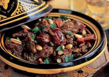طاجن اللحم بالتمر