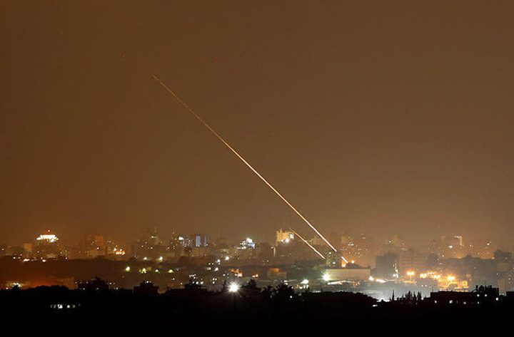 الاحتلال: حماس أطلقت الصواريخ على "تل أبيب" بالخطأ