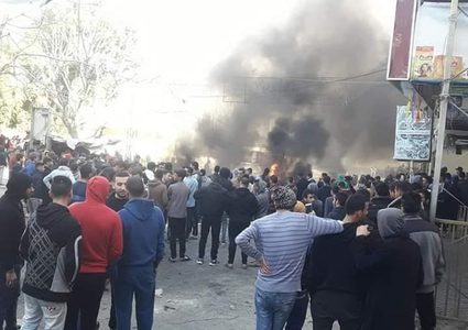 الحراك الشبابي يدعو للمشاركة في تظاهرات "بدنا نعيش"