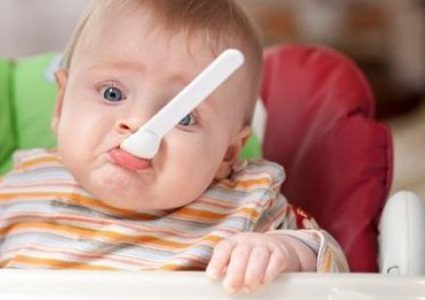 كوني ذكية .. وافتحي شهية طفلك بالأكل الصحي