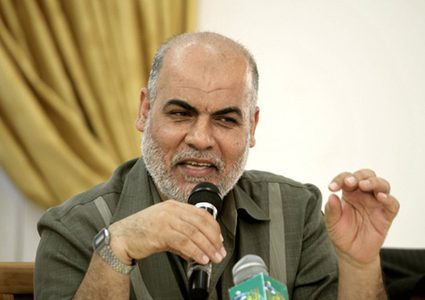 نائب حمساوي يهاجم الفصائل التي دعمت الحراك الشعبي في غزة