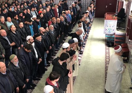 دبلن: صلاة خاصة عن أرواح الضحايا المسلمين في نيوزيلندا