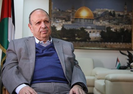 الحسيني: قرار الاحتلال بإغلاق باب الرحمة باطل ومرفوض