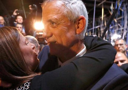 اختراق وفضيحة جنسية وفساد.. انتخابات إسرائيل "بنكهة أميركية"!