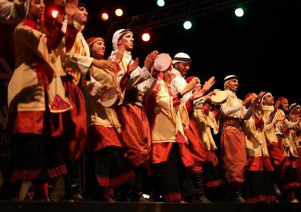 "خيل" عرض جديد لفرقة وشاح