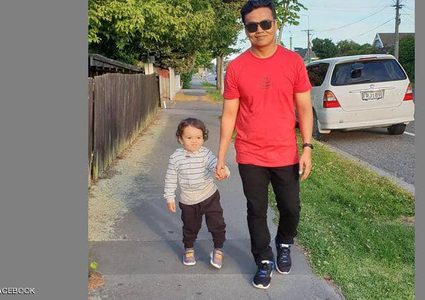 ابن رشد.. طفل العامين الذي نجا من رصاصات "سفاح نيوزيلندا"