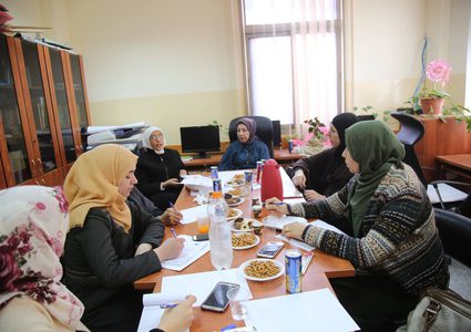 اجتماع لتقييم الخدمات المقدمة للنساء المعنفات