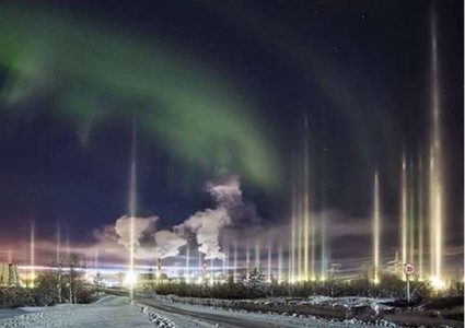 ظاهرة نادرة تفاجئ روسيا أثناء جلسة تصوير فتاتين في الجاكوزي