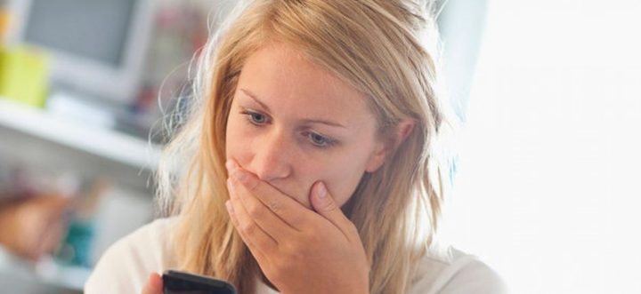 زوجة تحرج أسرتها بفيديو مثير على فيسبوك