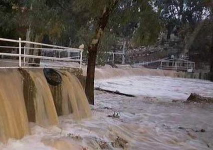 سقوط 42 قتيلاً جراء فيضانات في بابوا في إندونيسيا