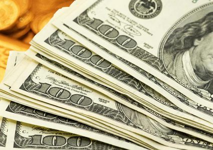 الذهب يرتفع لليوم الثاني مع انخفاض الدولار