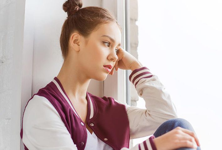اكتئاب المراهقات.. الأعراض والعلاج