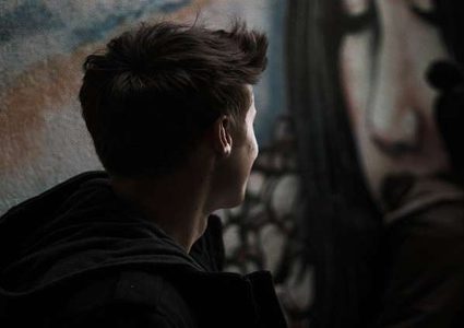 شاهد ما فعله مجرم "نبيل" لضحيته بعد أن سرقها!