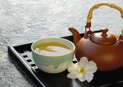 اكتشاف فائدة غير متوقعة للشاي الأخضر