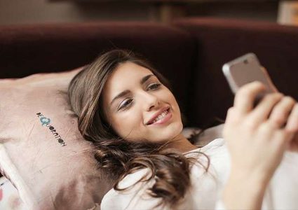 احذر من استخدام الهاتف قبل النوم!