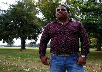 قصة أفغاني أنقذ 100 مصل في هجوم مسجدي نيوزيلندا