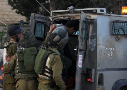 الاحتلال يعتقل أكثر من 10 عمال من برطعة جنوب غرب جنين