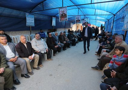 وقفة تضامنية مع الاسرى في سجون الاحتلال امام مكتب الصليب الاحمر في غزة