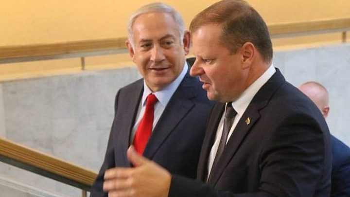 رئيس وزراء ليتوانيا يعد بنقل سفارة بلاده إلى القدس