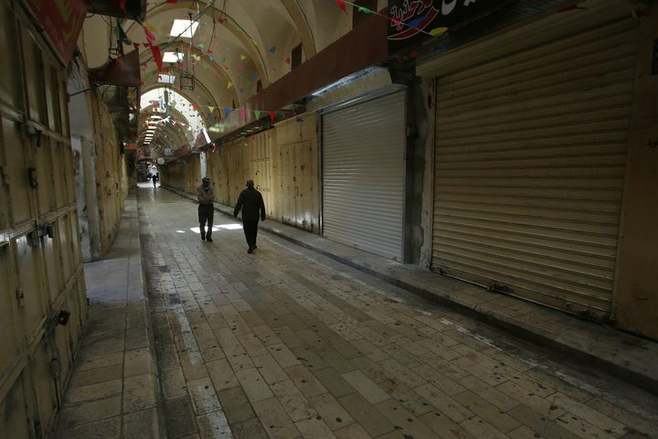 الإضراب الشامل يعم نابلس وسلفيت حدادا على أرواح الشهداء