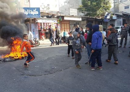 الاتحاد العام للمرأة الفلسطينية يدين بشدة قمع المواطنين بغزة