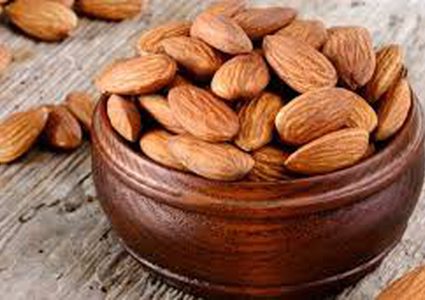 اللوز بديل غني بالفوائد لاي وجبة غذائية