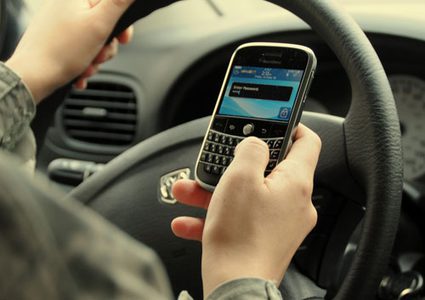 أمريكا تستعين بجهاز ذكى لمنع استخدام الهواتف أثناء القيادة