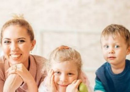 دراسة .. إنجاب الأطفال يجعل النساء أكثر شبابا ويقلل الوزن