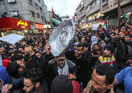 حماس تلجأ لـ "الحقن المخدرة" لامتصاص الحراك الشعبي في غزة