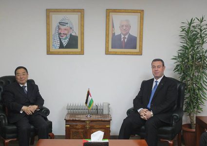 السفير دياب اللوح يلتقي نظيره الصيني في القاهرة