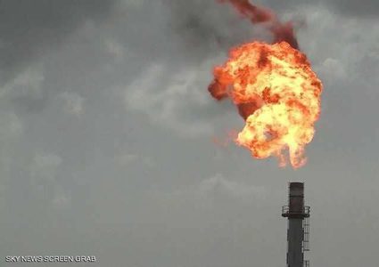 النفط يحوم دون ذرى 2019 في ظل تخفيضات أوبك