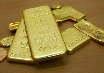 أسعار الذهب دون أعلى مستوى في 3 أسابيع