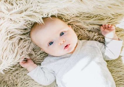 ولادة طفلة "حامل" بجنين في ظاهرة نادرة الحدوث!