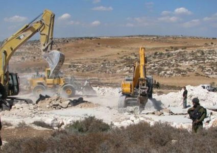الاحتلال يقرر مصادرة 14 دونما من أراضي المالحة