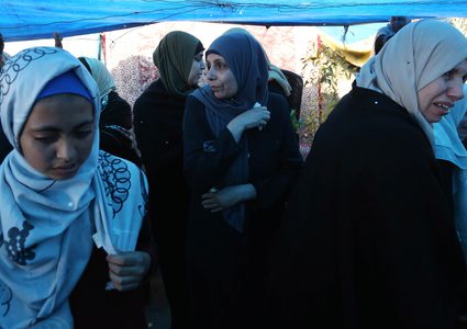 تشييع جثماني الشهيدين شتات وحرارة من غزة