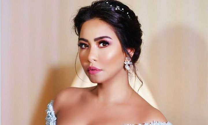 شيرين تنهار باكية وتستنجد بالرئيس المصري