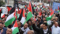 القوى الوطنية والاسلامية تدعو لمشاركة كبيرة بـ"يوم الأرض"