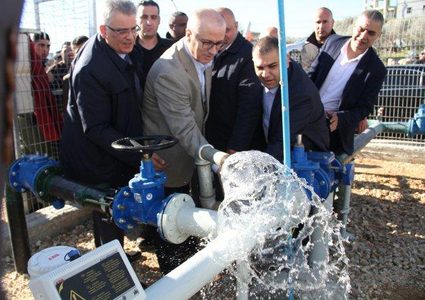 ممثل "جايكا" يتفقد مشروع المياه في جنين