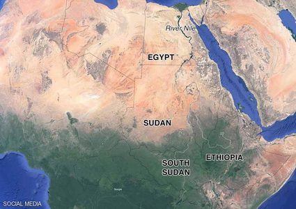 انطلاق أول رحلة سياحية بين مصر والسودان عبر ممر "بحيرة ناصر"