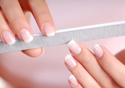 ما هي الطريقة الامثل لتقليم الاظافر ومنع الاصابة بالعدوى ؟