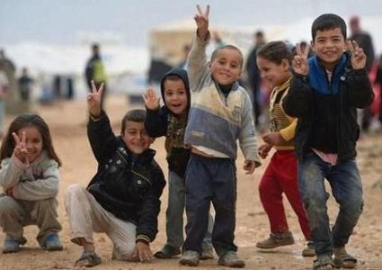 نصف اللاجئين في الأردن أطفال