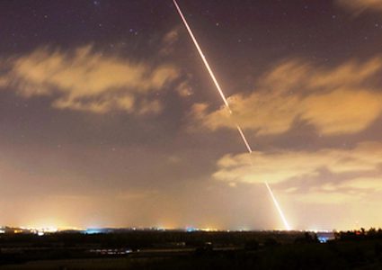 إطلاق قذائف صاروخية من غزة على مستوطنات غلاف غزة